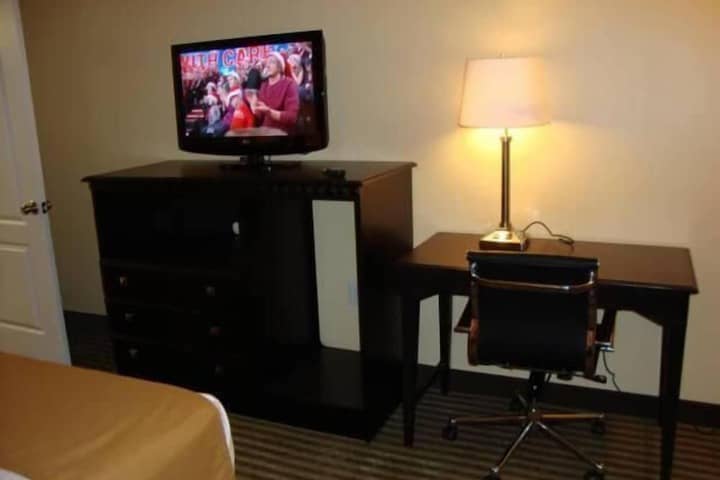 Room 9 of 35